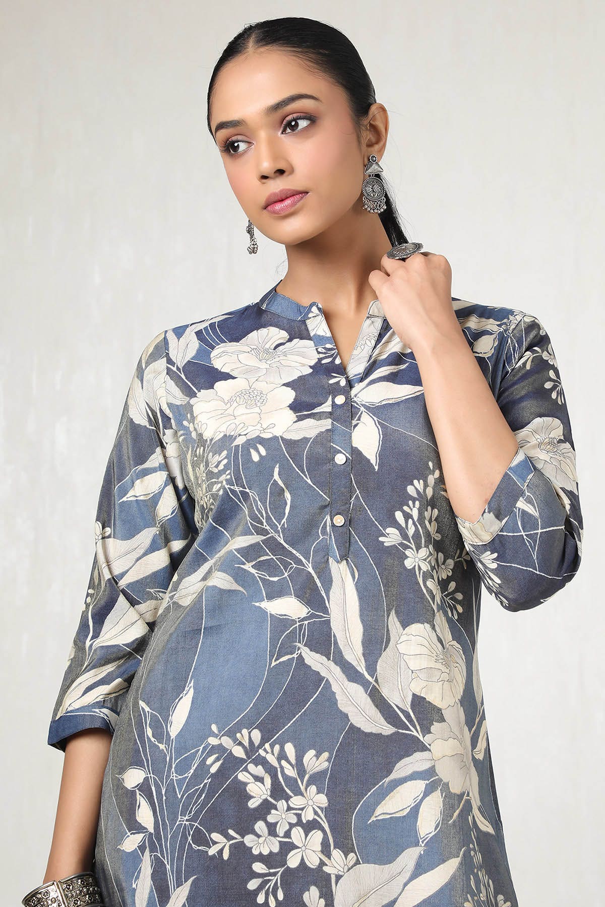 Navy Blue Tissue Floral Print Kurta